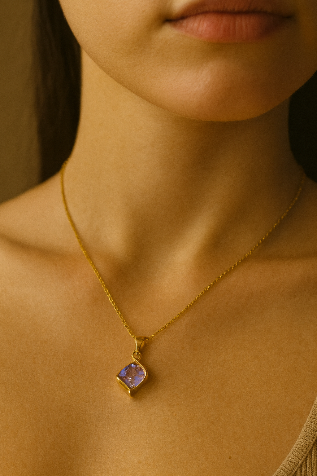 Amethyst Glow Pendant
