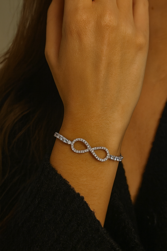Eterna Infinity Bracelet
